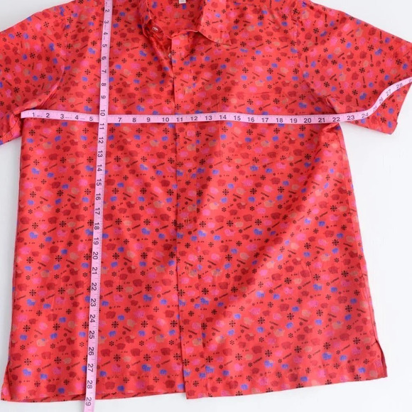 Vintage Tie Silk Red Silk Short Sleeve Button Blouse w Elephants Medium - Picture 4 of 13
